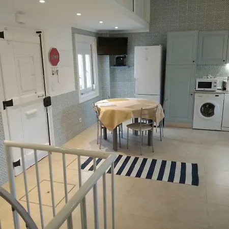 Nyaraló Alcantara, T2 Duplex Em Moradia Remodelada